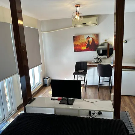 New Pera Hotel apartamentowy 4*