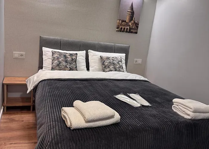 New Pera Aparthotel 4*